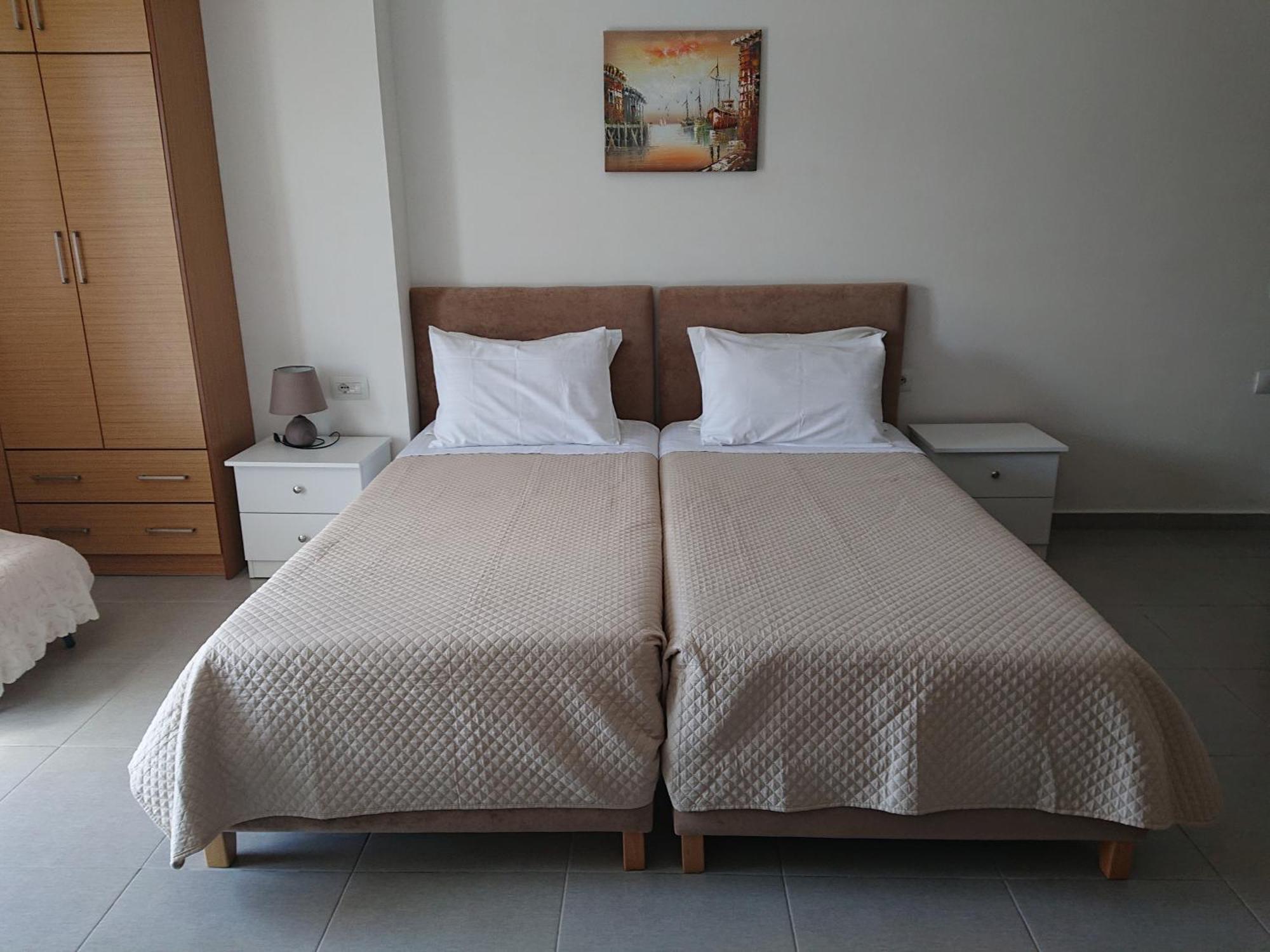 Villa Kostian Sarandë Exterior foto